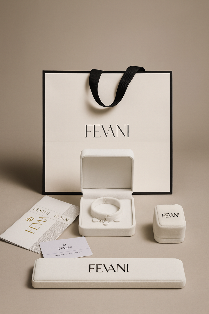 Double Heart Bracelet Pendant: Luminous Diamonds in 925 Sterling Silver