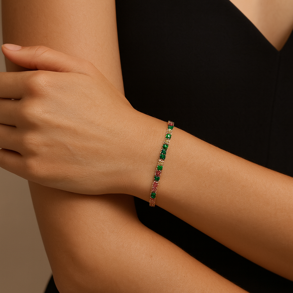 Women's Mystique Hues Strand Bracelet